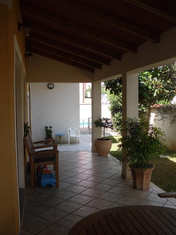 Holiday Pool House Pula Rum bild